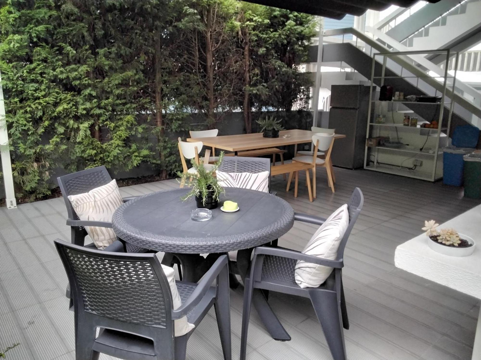 Buddies Charm Apt - Self Catering Авиеро Екстериор снимка
