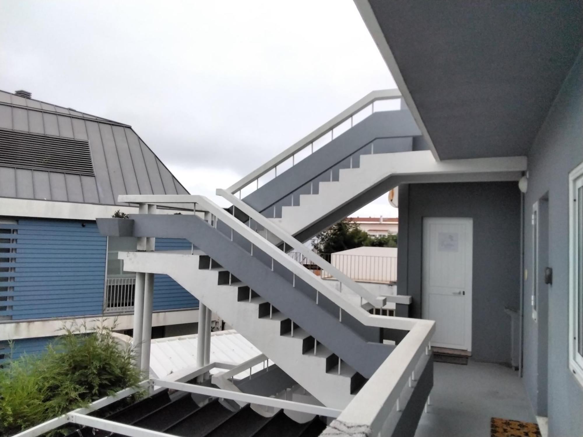 Buddies Charm Apt - Self Catering Авиеро Екстериор снимка